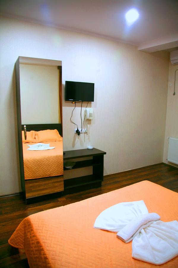 Hotel Pyramida Tbilisi Eksteriør billede