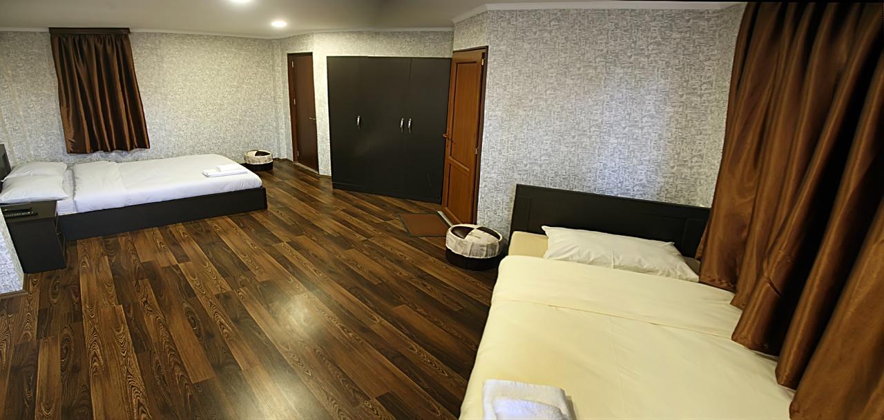 Hotel Pyramida Tbilisi Eksteriør billede