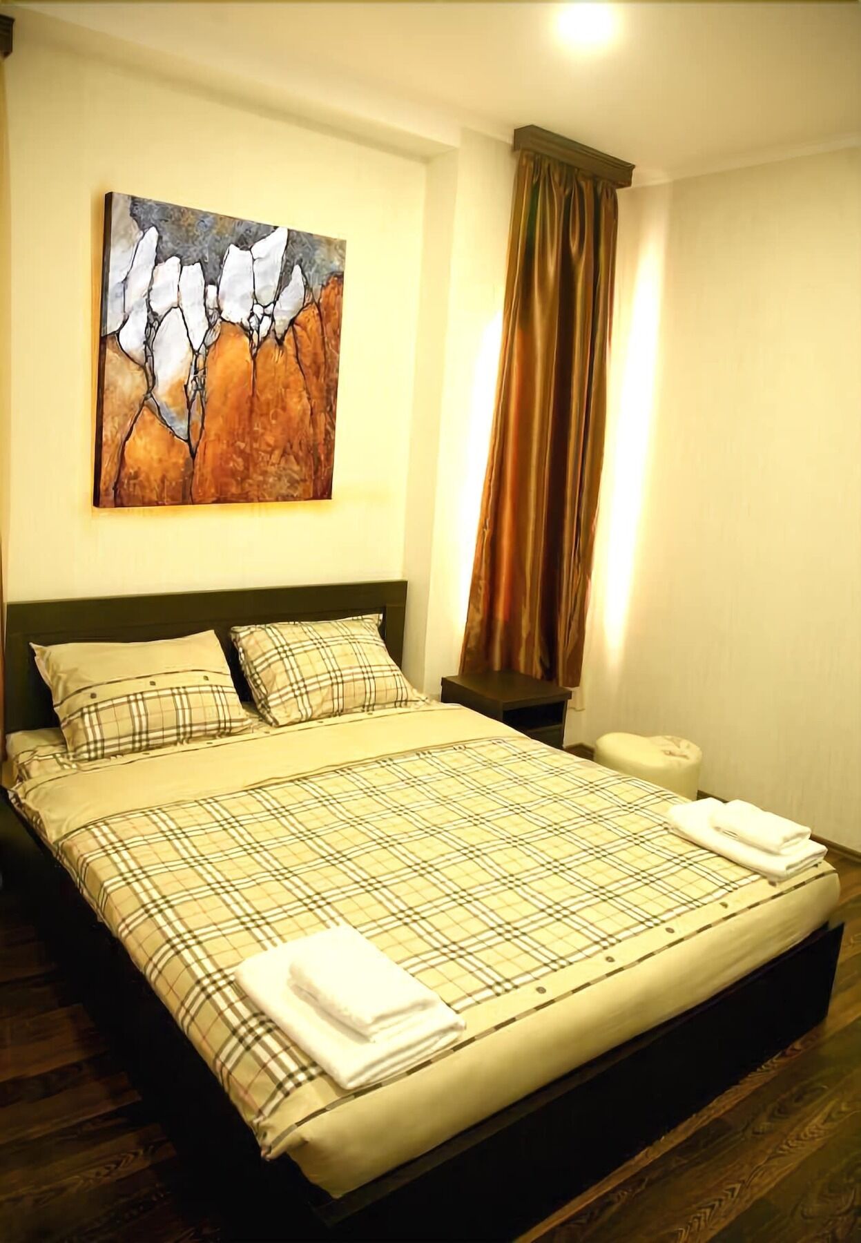 Hotel Pyramida Tbilisi Eksteriør billede